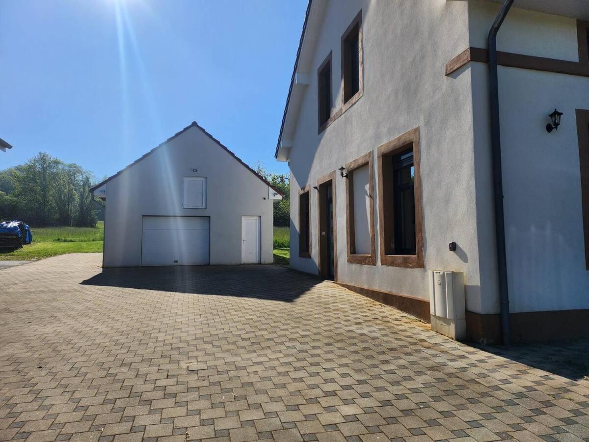 Loft Spacieux En Pleine Foret Bining Exterior photo